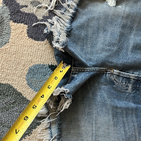 Citizens of Humanity Marlow Shorts Size 31 NWT - Picture 10 of 14